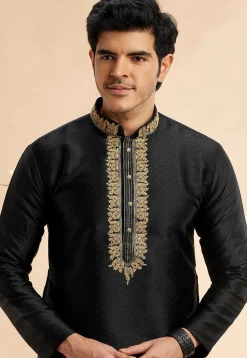 Embroidered Art Silk Jacquard Kurta Set in Black