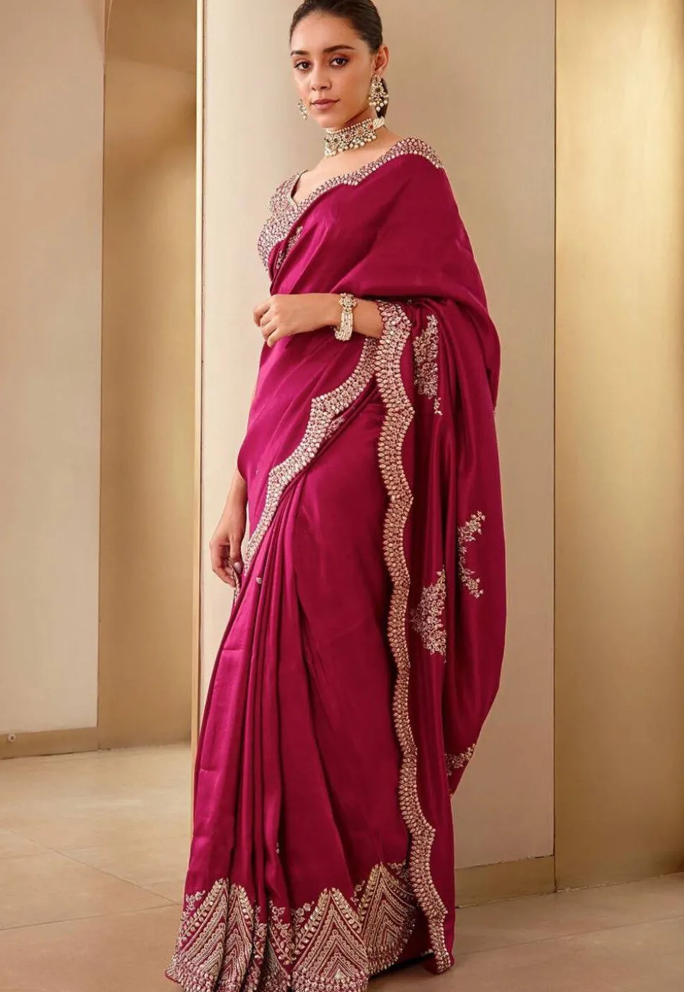 Embroidered Art Silk Scalloped Saree in Fuchsia
