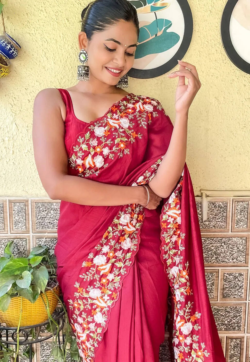 Embroidered Border Art Silk Scalloped Saree in Maroon