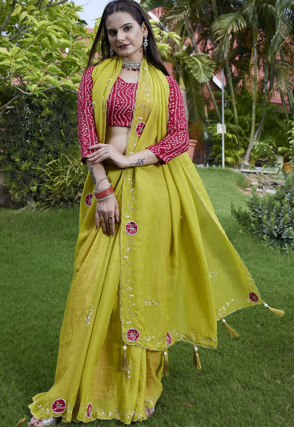 Embroidered Chiffon Scalloped Saree in Light Green