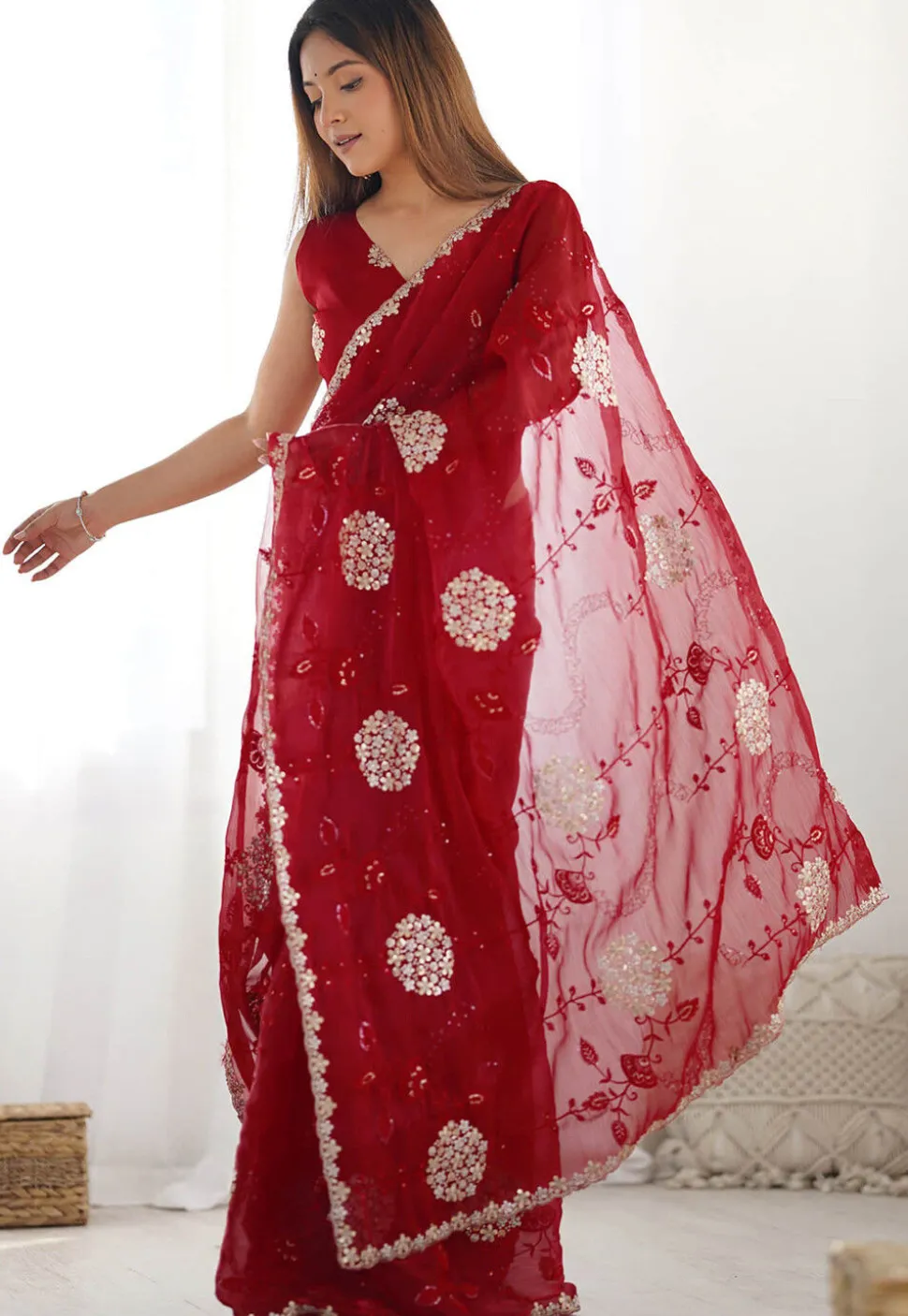 Embroidered Chinon Chiffon Scalloped Saree in Red