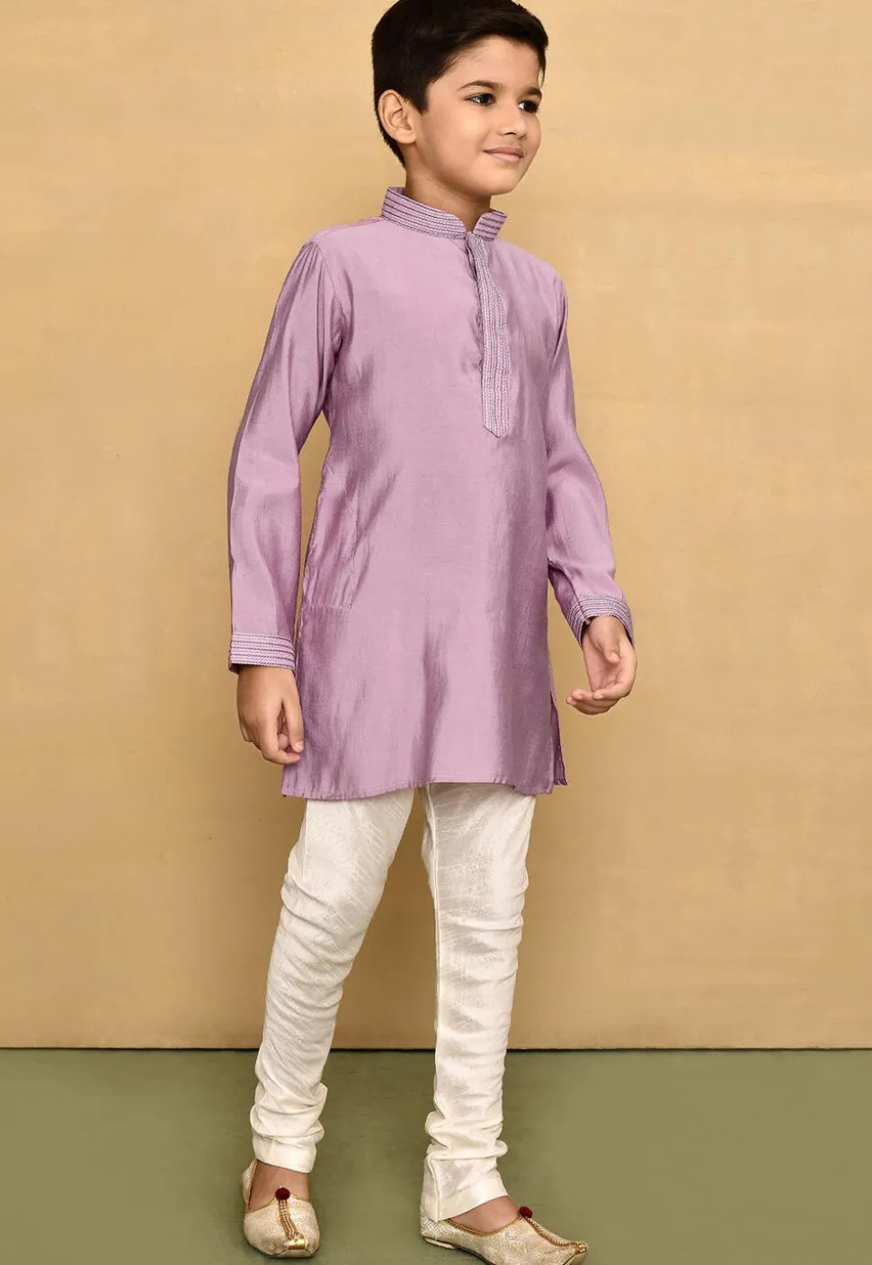Embroidered Collar Lycra Kurta Set in Light Purple