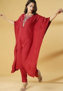 Embroidered Cotton Kaftan Set in Maroon