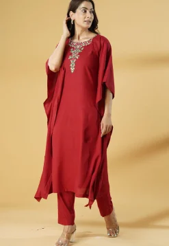 Embroidered Cotton Kaftan Set in Maroon