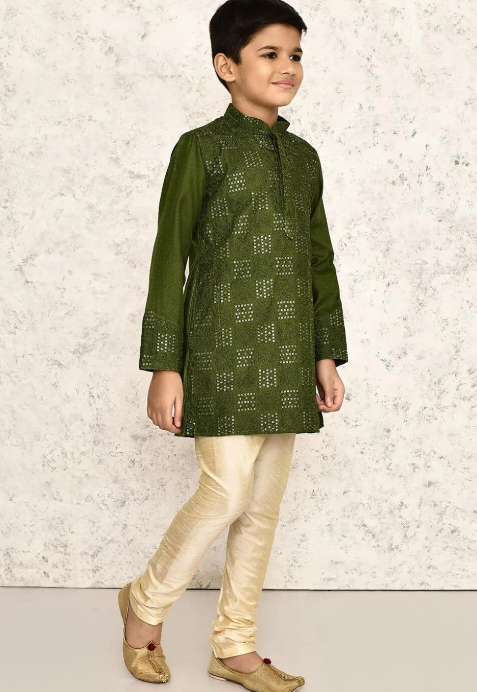 Embroidered Cotton Kurta Set in Olive Green