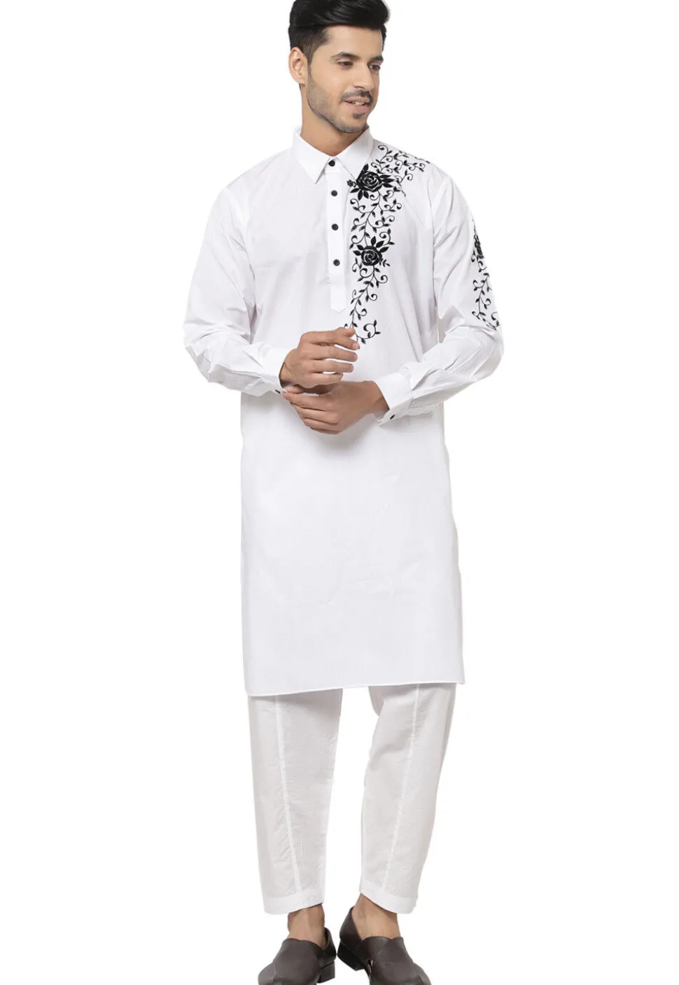 Embroidered Cotton Kurta Set in White
