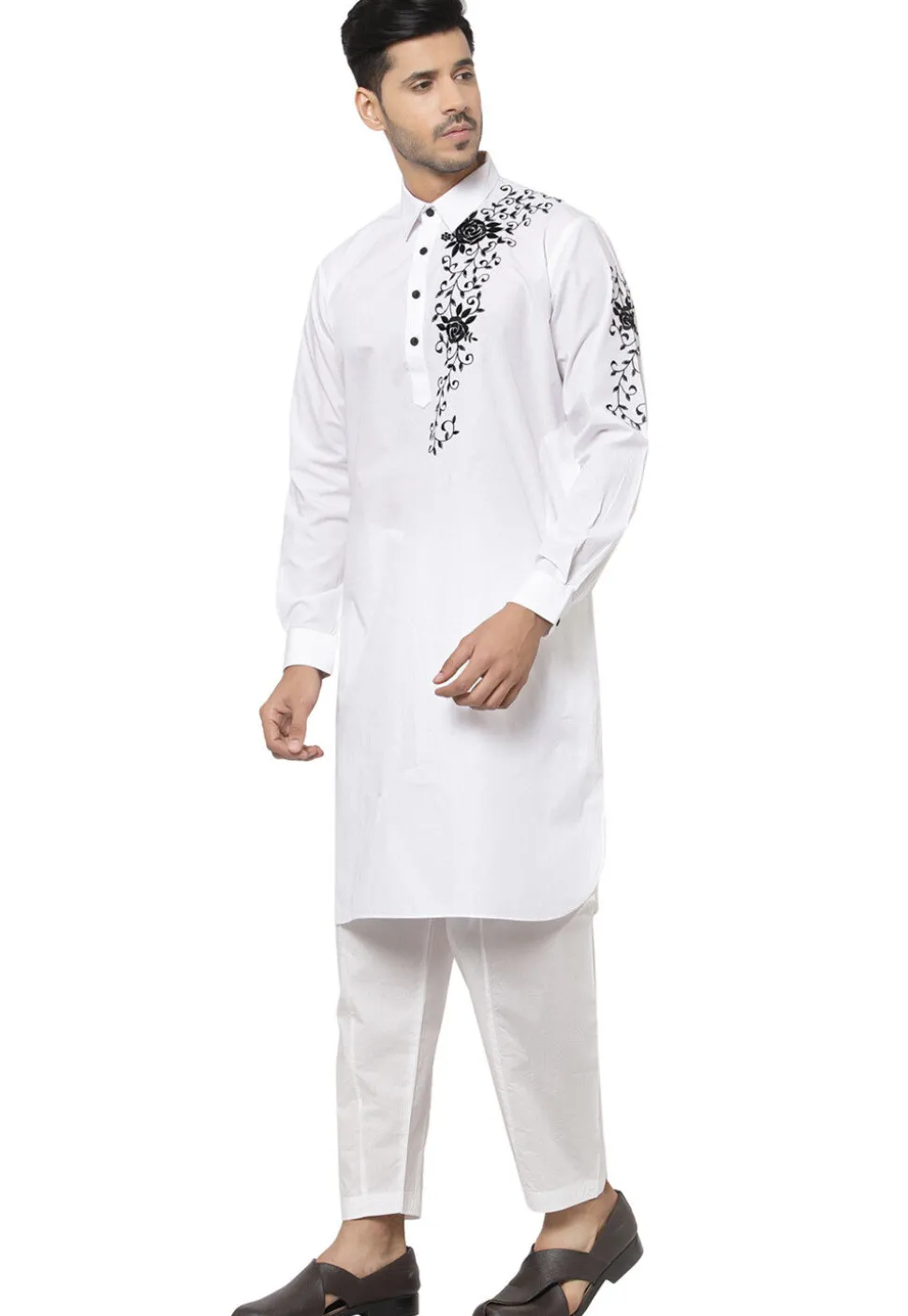 Embroidered Cotton Kurta Set in White