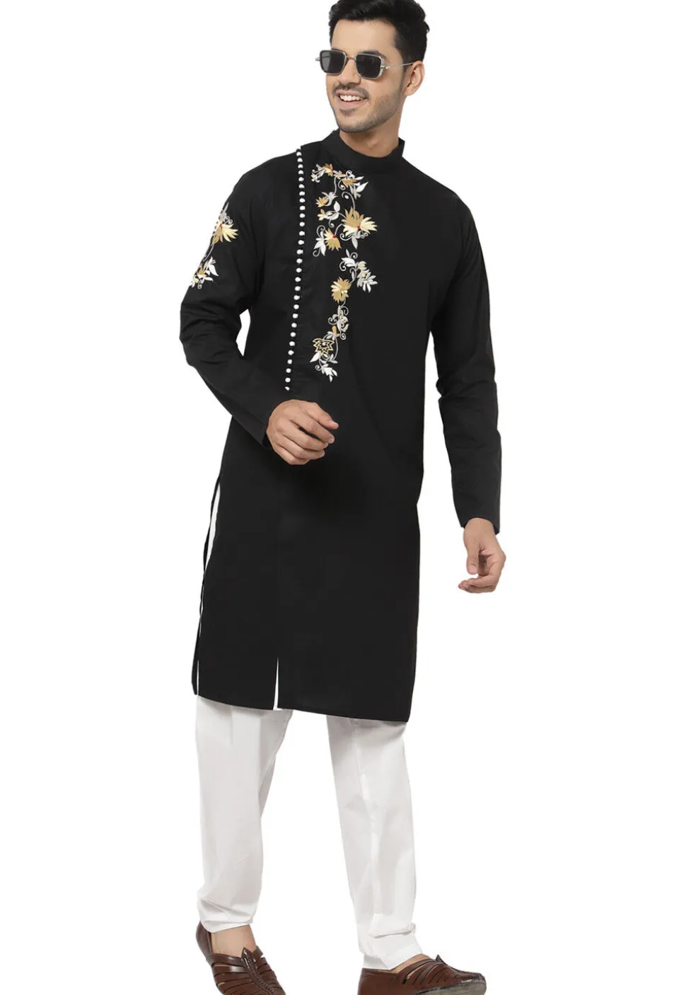 Embroidered Cotton Kurta Set in Black