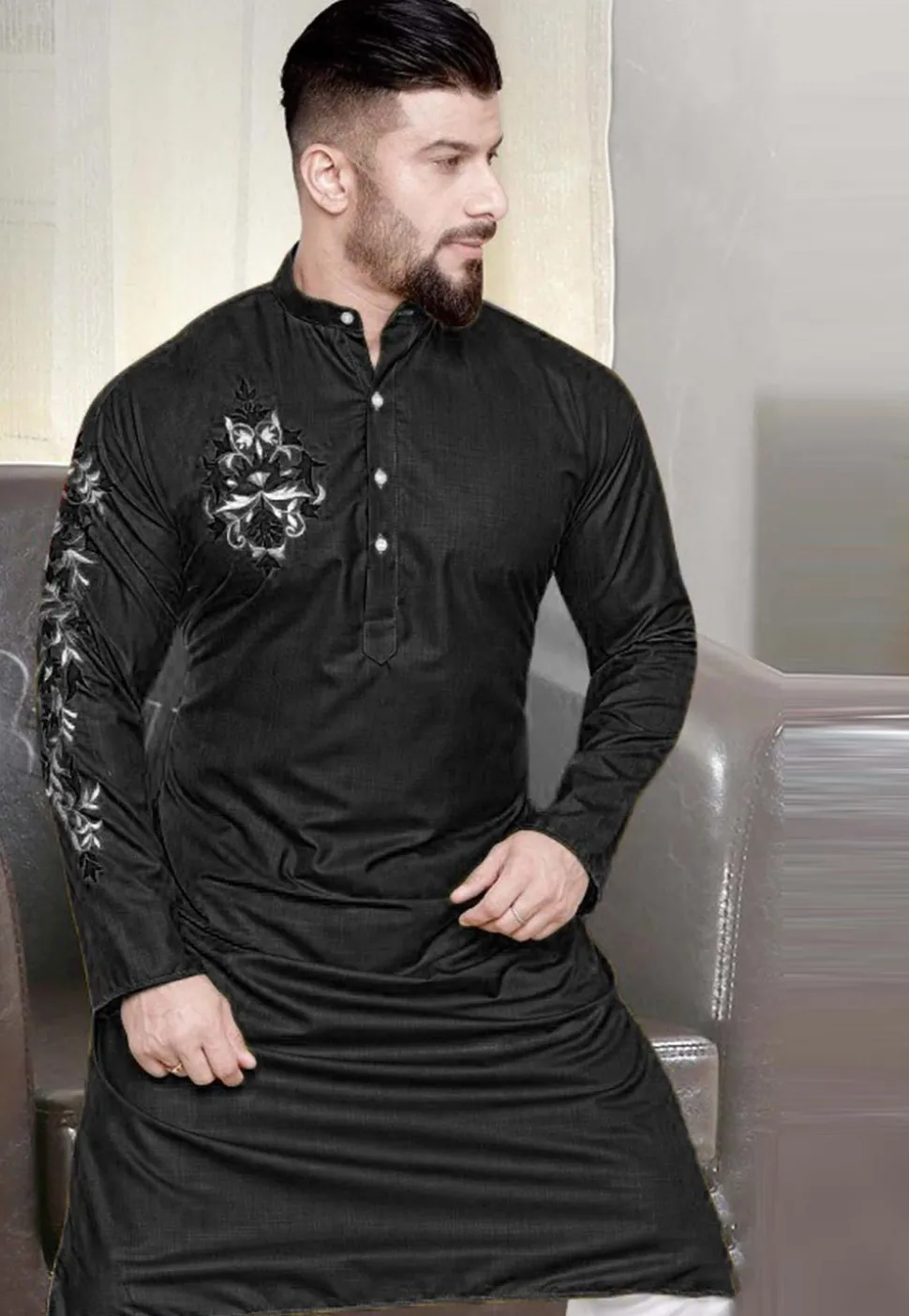 Embroidered Cotton Kurta in Black