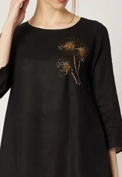 Embroidered Cotton Slub Kurta with Pant in Black