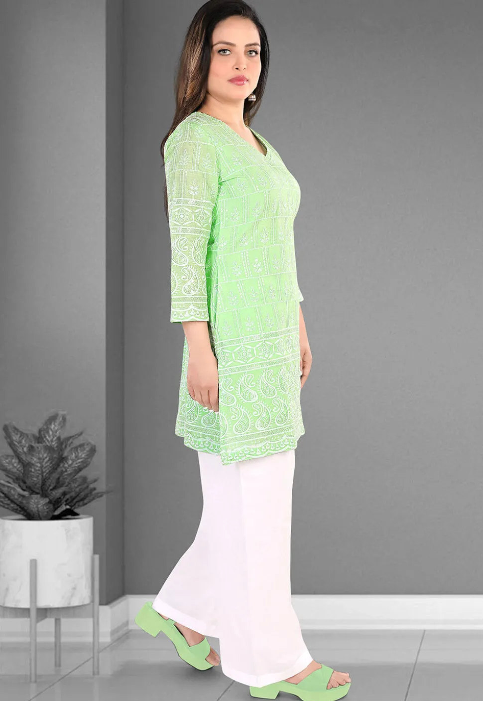 Embroidered Cotton Straight Kurta Set in Light Green