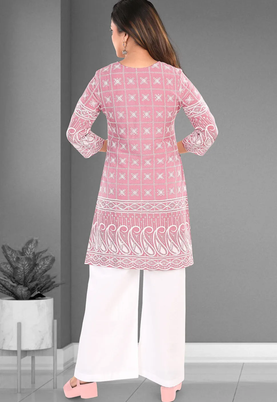 Embroidered Cotton Straight Kurta Set in Pink
