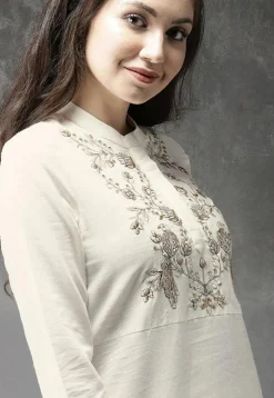 Embroidered Cotton Viscose Pakistani Suit in Off White