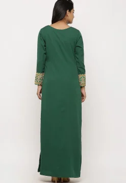 Embroidered Crepe Straight Kurta in Green