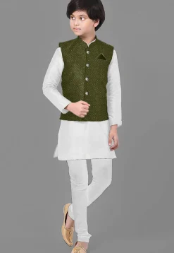 Embroidered Dupion Silk Kurta Set in Off White