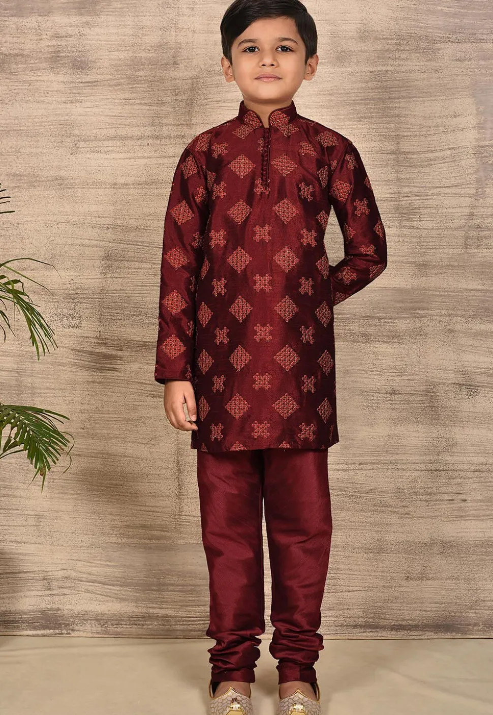 Embroidered Dupion Silk Kurta in Maroon
