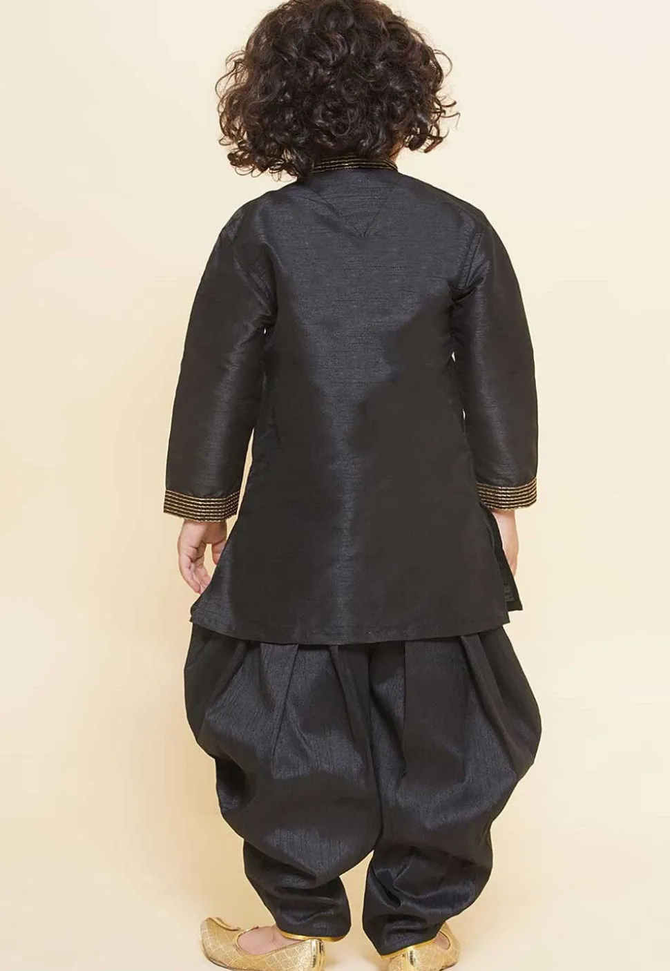 Embroidered Dupion Silk Kurta Set in Black