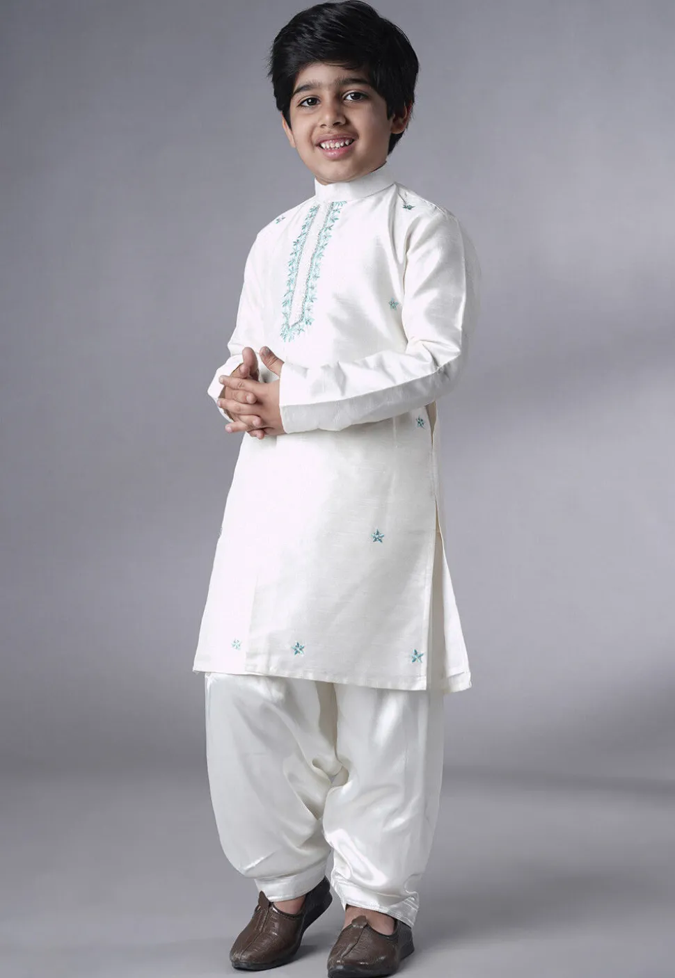 Embroidered Dupion Silk Sherwani Set in Off White