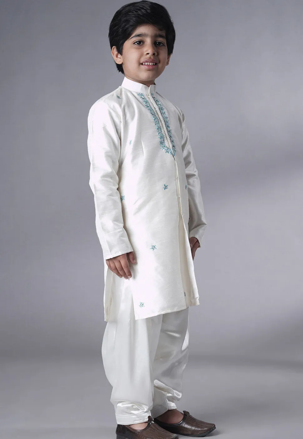 Embroidered Dupion Silk Sherwani Set in Off White