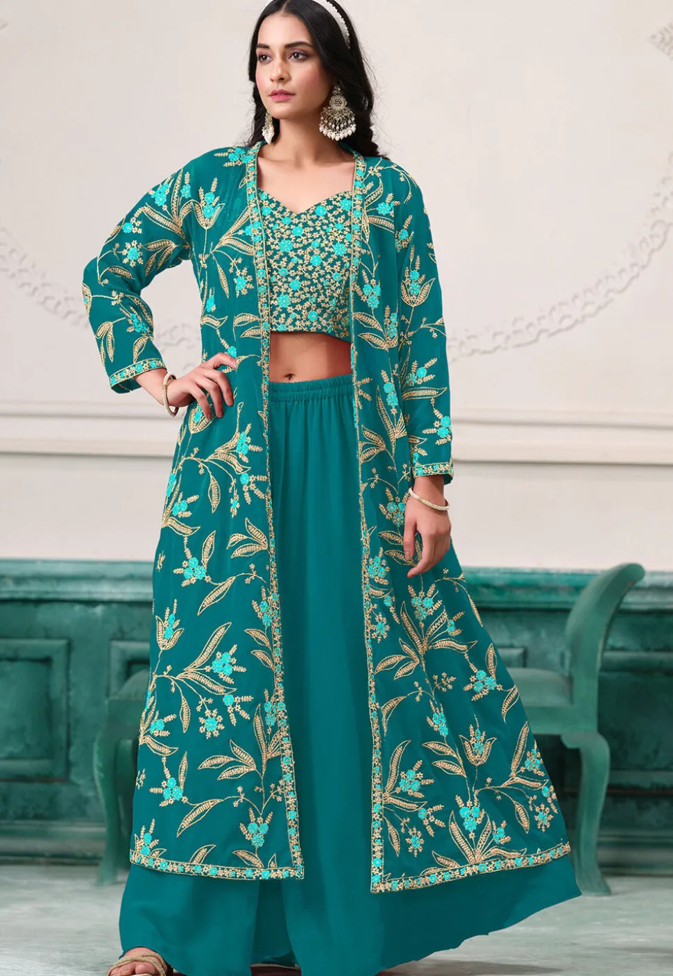 Embroidered Georgette Crop Top Set in Turquoise