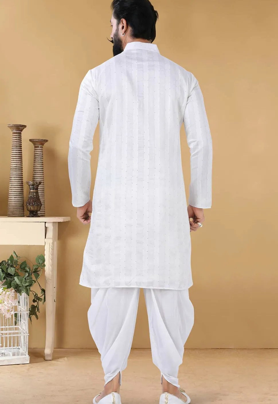 Embroidered Georgette Dhoti Kurta in Off White