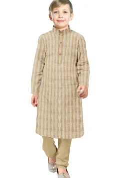 Embroidered Georgette Kurta Set in Off White