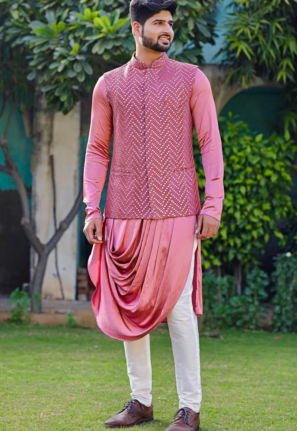 Embroidered Georgette Nehru Jacket in Pink