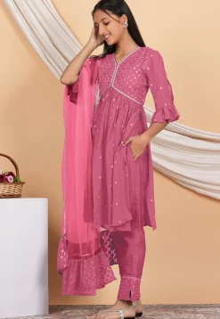 Embroidered Georgette Pakistani Suit in Pink