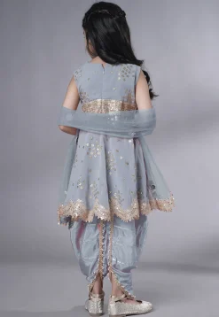Embroidered Georgette Punjabi Suit in Grey