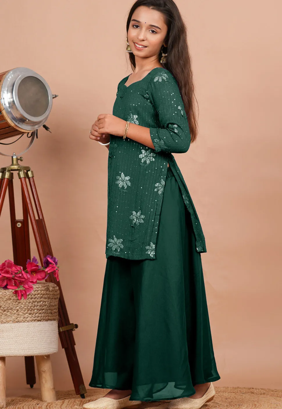 Embroidered Georgette Straight Kurta set in Dark Green