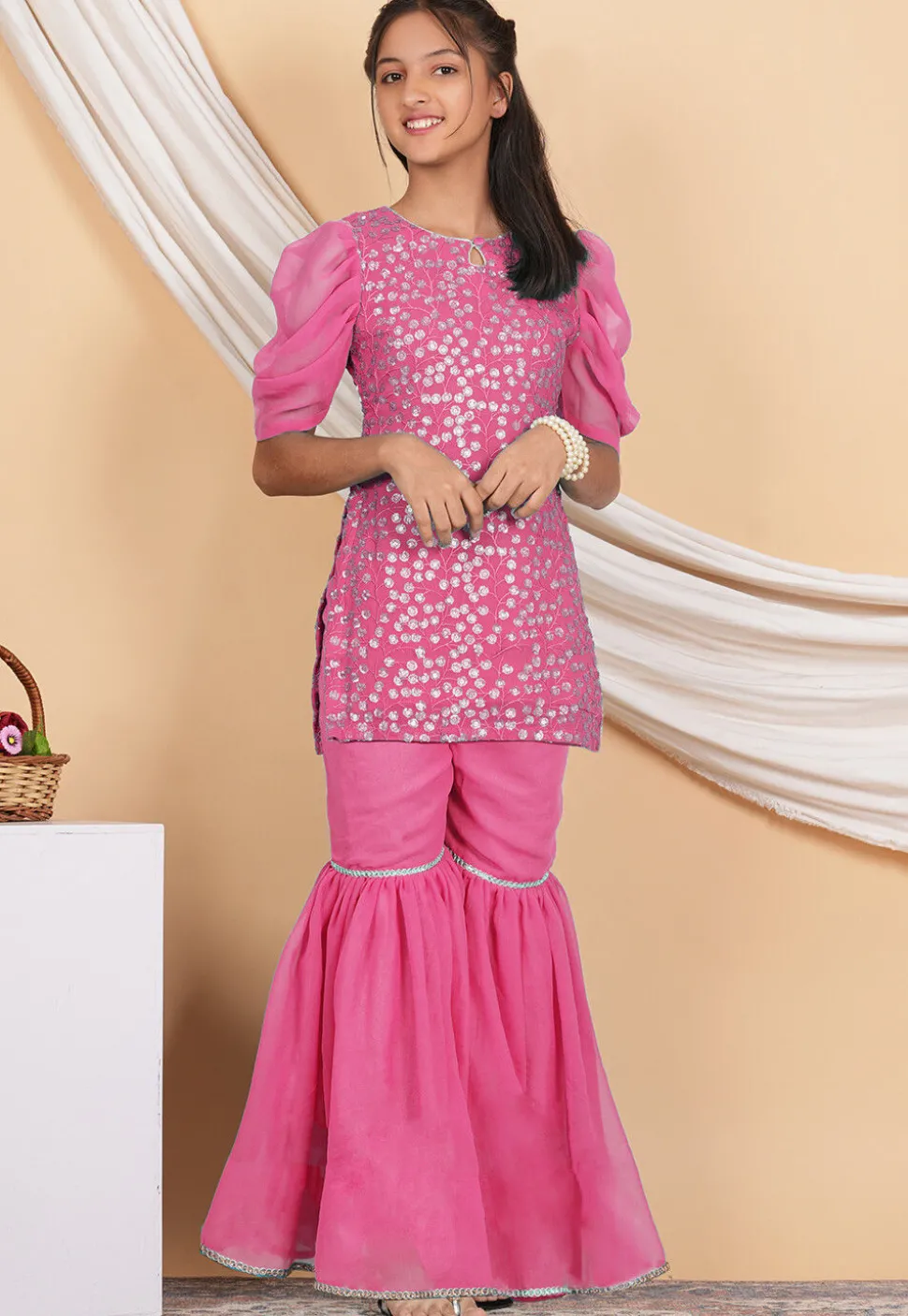 Embroidered Georgette Straight Kurta Set in Pink