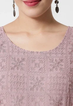 Embroidered Georgette Straight Kurta in Dusty Pink