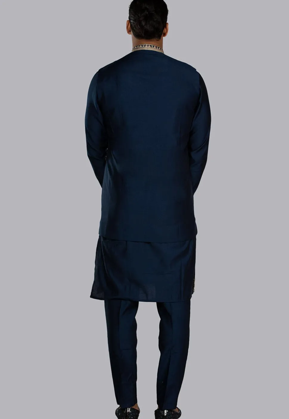 Embroidered Imported Cotton Silk Kurta Set in Navy Blue