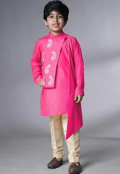 Embroidered Muslin Silk Asymmetric Kurta Set in Fuchsia