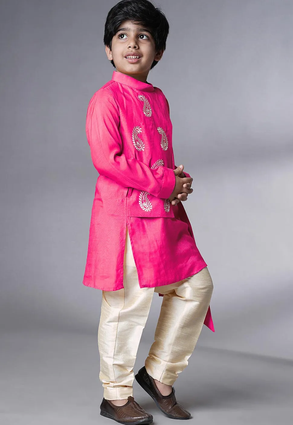 Embroidered Muslin Silk Asymmetric Kurta Set in Fuchsia