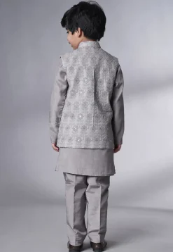 Embroidered Muslin Silk Kurta Set in Grey