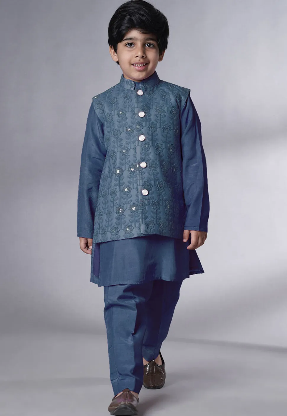 Embroidered Muslin Silk Kurta Set in Teal Blue