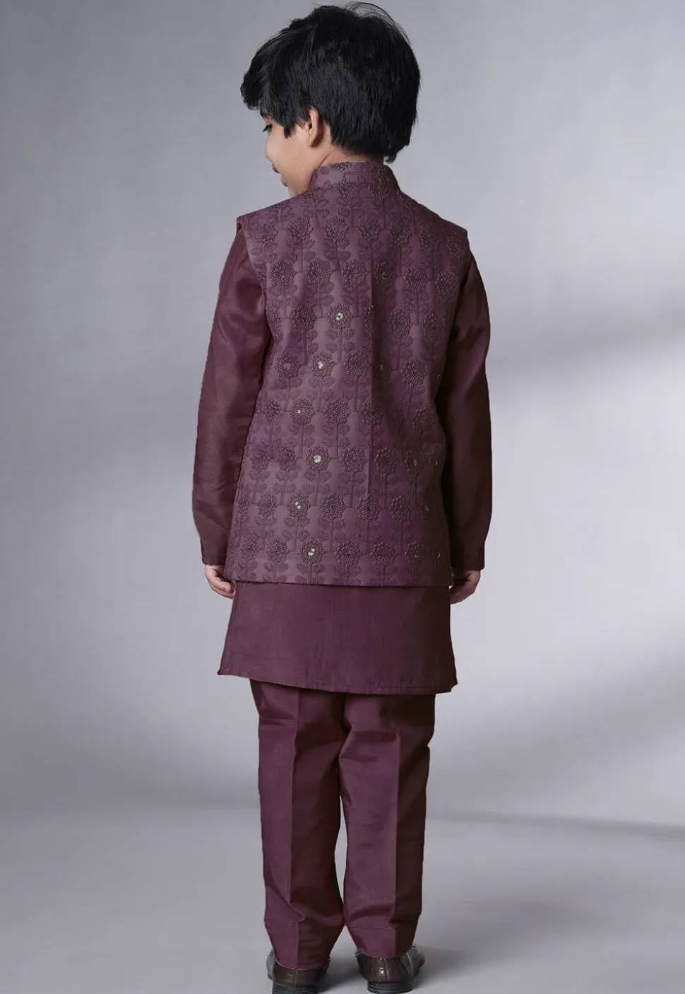 Embroidered Muslin Silk Kurta Set in Wine