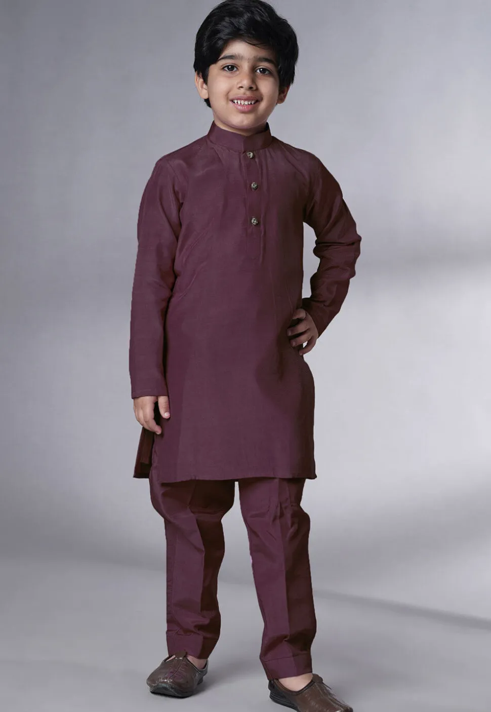 Embroidered Muslin Silk Kurta Set in Wine