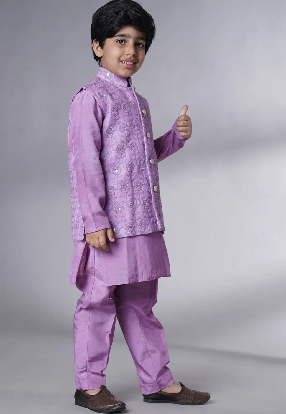 Embroidered Muslin Silk Sherwani Set in Light Purple
