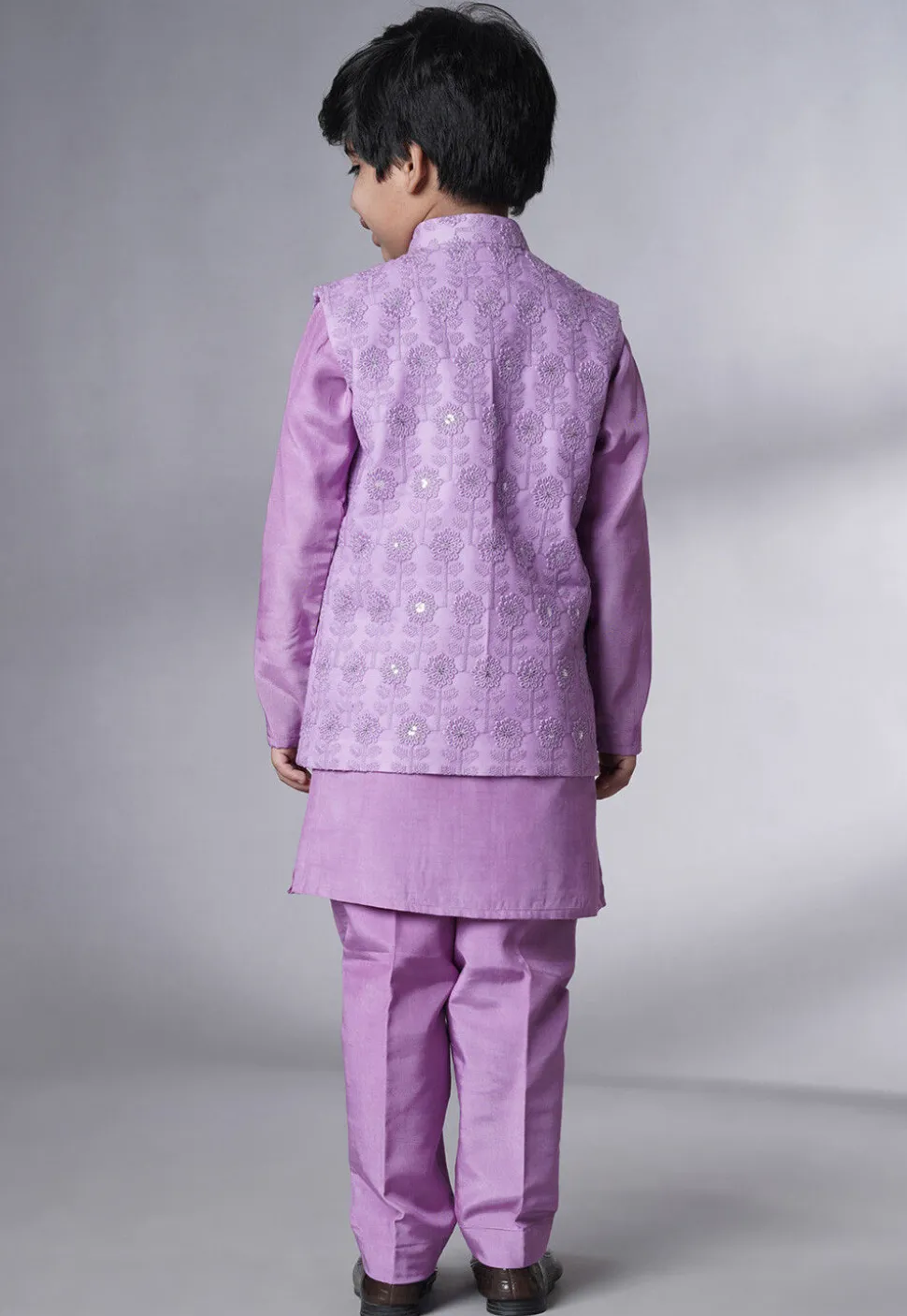 Embroidered Muslin Silk Sherwani Set in Light Purple