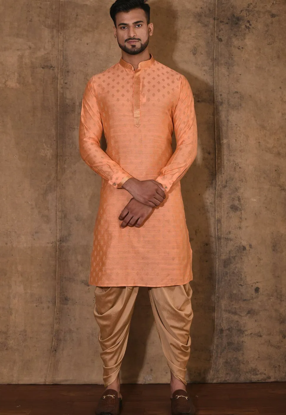 Embroidered Neckline Cotton Silk Jacquard Kurta Set in Peach