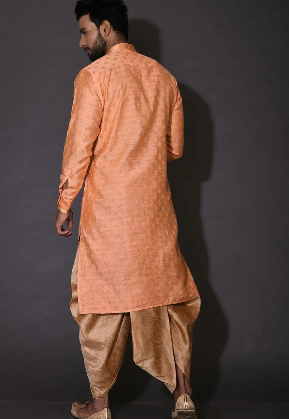 Embroidered Neckline Cotton Silk Jacquard Dhoti Kurta in Peach