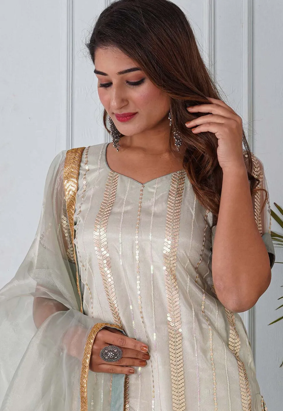 Embroidered Net Scalloped Hem Pakistani Suit in Pastel Green