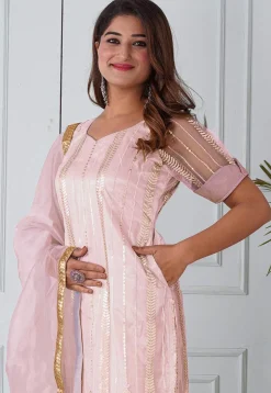 Embroidered Net Scalloped Hem Pakistani Suit in Baby Pink