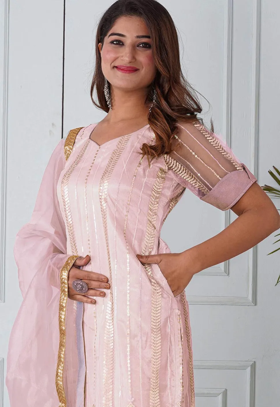Embroidered Net Scalloped Hem Pakistani Suit in Baby Pink