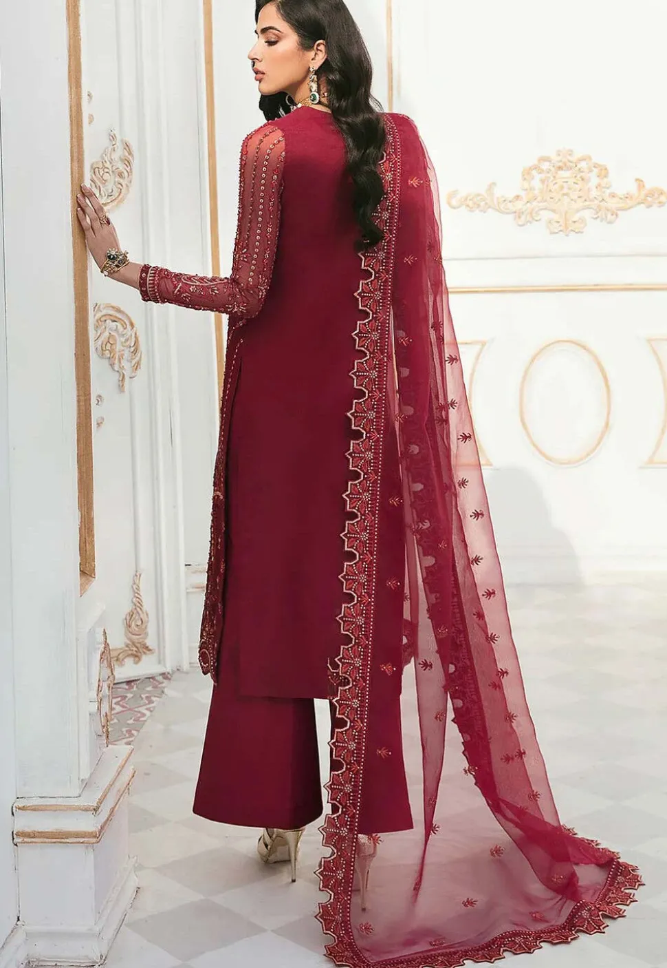 Embroidered Organza Pakistani Suit in Maroon