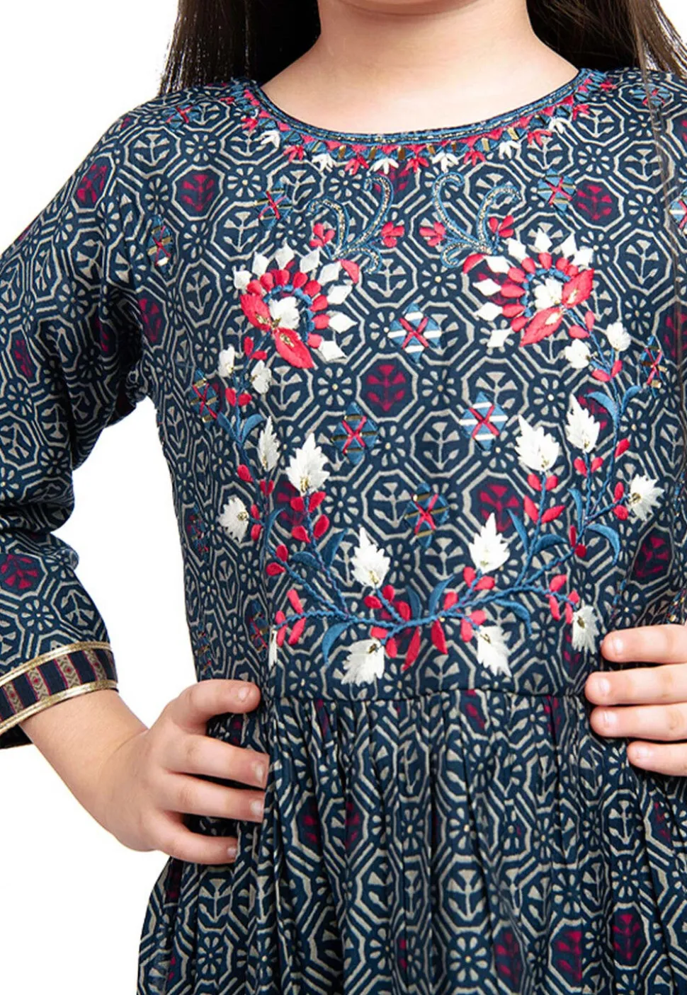 Embroidered Polyester Kurta Set in Navy Blue