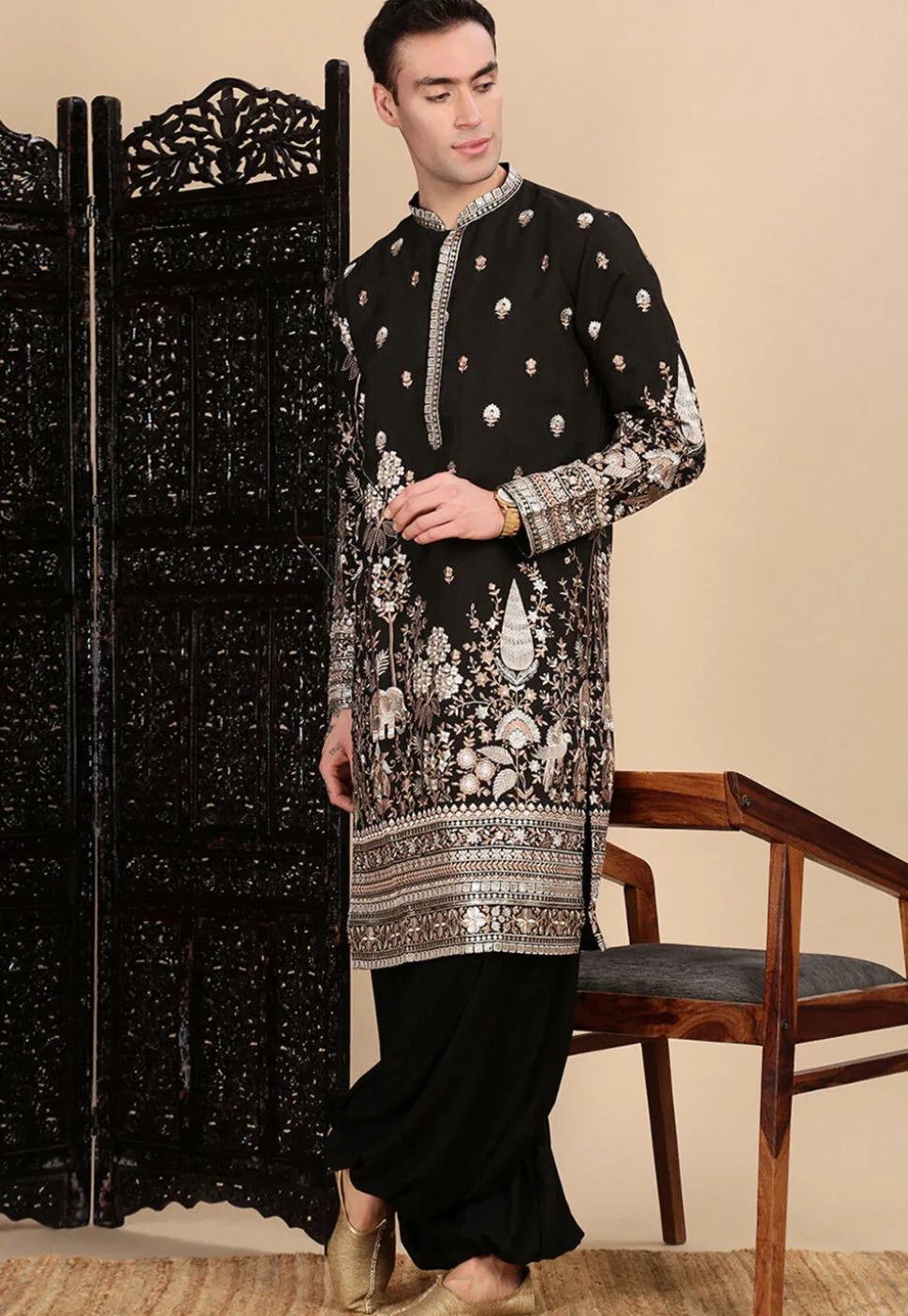 Embroidered Polyester Kurta in Black