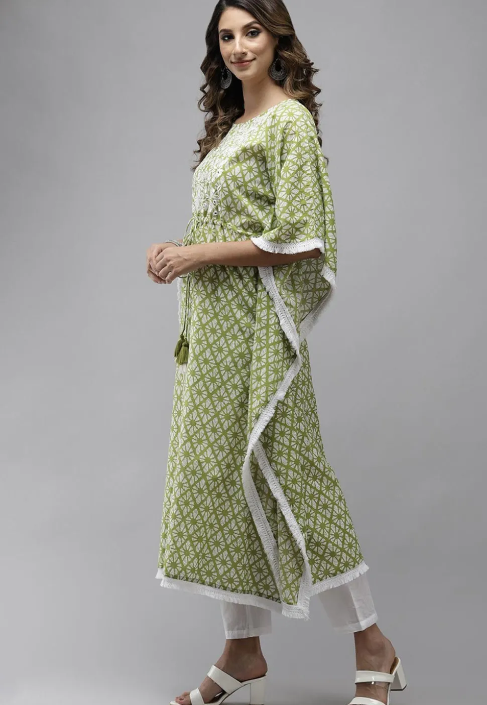 Embroidered Pure Cotton Kaftan Style Kurta in Light Green